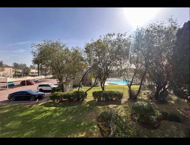 1 BEDROOM TOWNHOUSE FOR SALE IN NEWMARKET